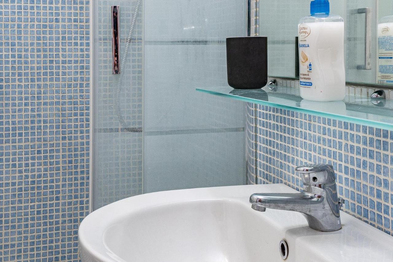 Ticinese Livings Comfy Suite - Full City Center Milan Luaran gambar